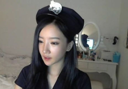 极品美女在线观看免费直播,免费直播，极品美女陪你畅享精彩时光
