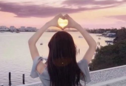 背影头像女,女生头像中的独特魅力与情感表达
